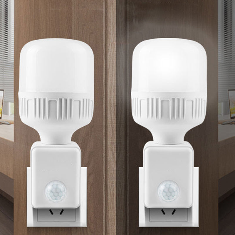 Infrared wall plug-in human sensing lamp holder